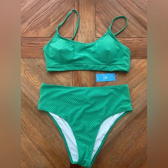Cupshe Green Textured Bikini - Size Large - Picture 3 of 6